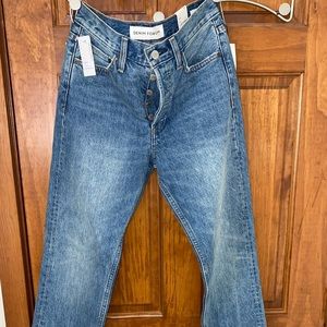 Brand: Denim Forum, Size: 25, Color: Light Wash